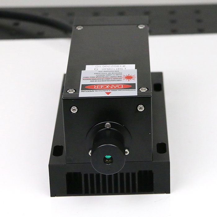 1047nm 1~300mW 5~100uJ IR Q-Switched Pulsed Laser ليزر الحالة الصلبة Adjustable Repetition Frequency